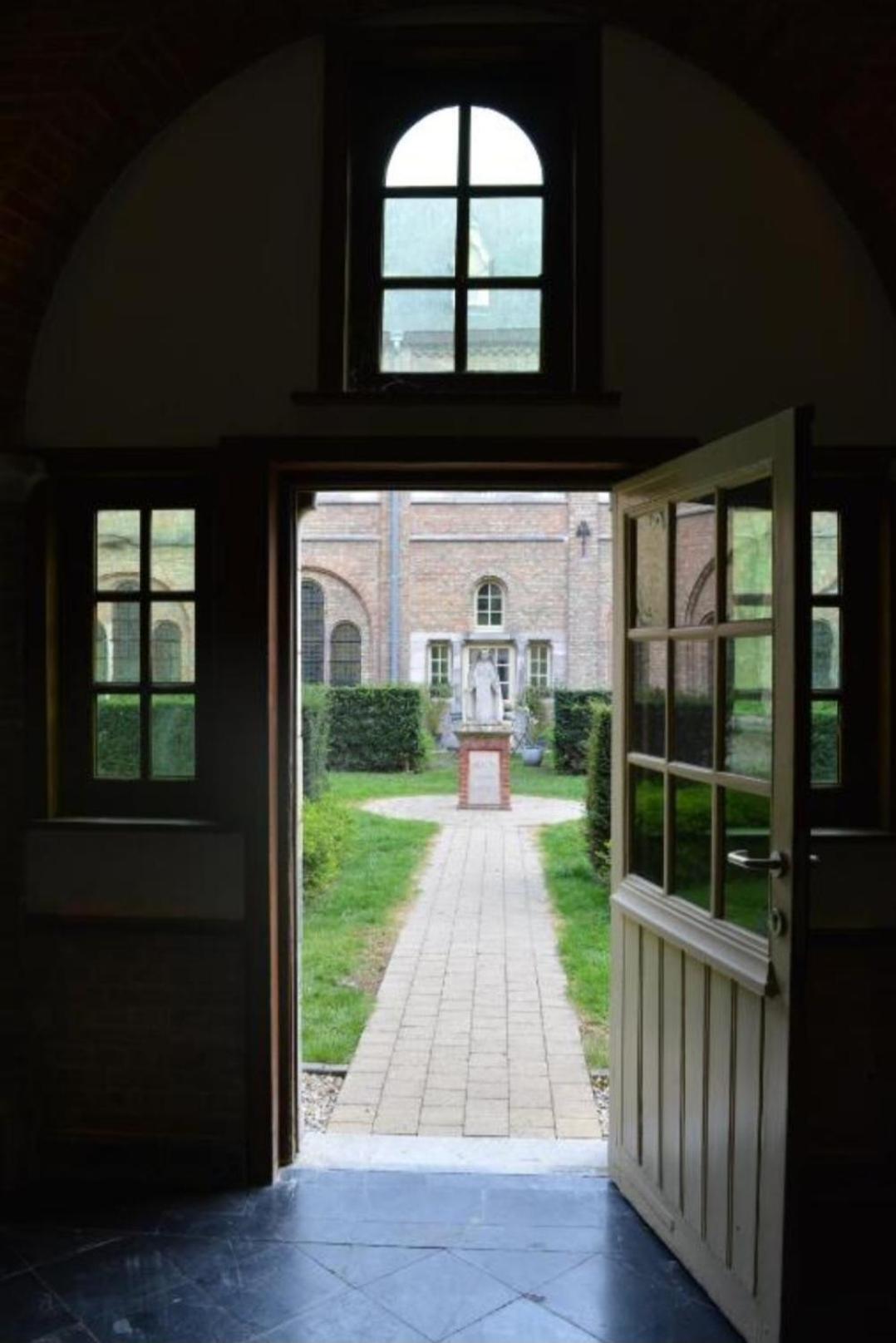 דירות איפר The Carmelite מראה חיצוני תמונה